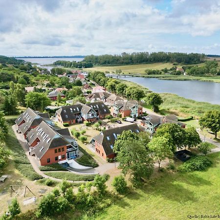 Ferienwohnung 4 Im Haus Am See Mit Wintergarten Und Terrasse Seedorf  Buitenkant foto