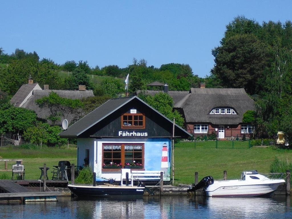 Ferienwohnung 4 Im Haus Am See Mit Wintergarten Und Terrasse Seedorf  Buitenkant foto